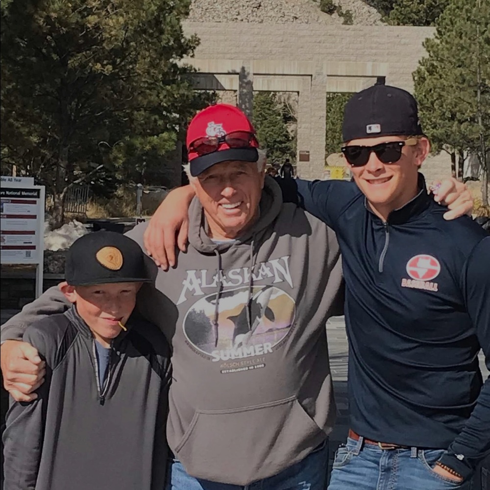 Meet your Posher, Easton